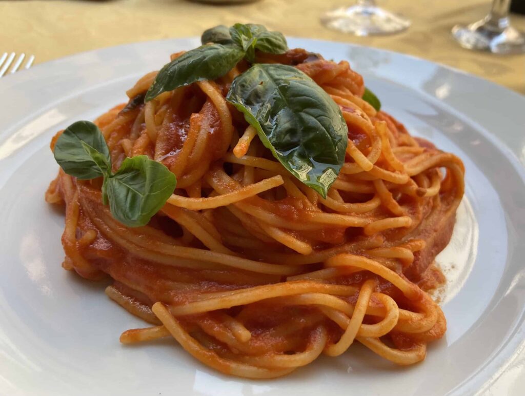 fast pasta restaurant 
