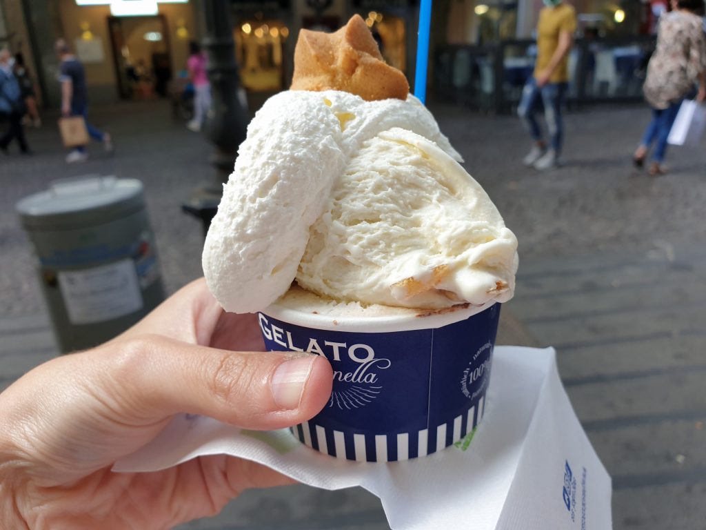 Artisanal gelato in Naples