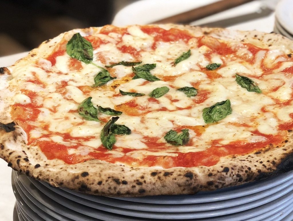 thin crust pizza in rome