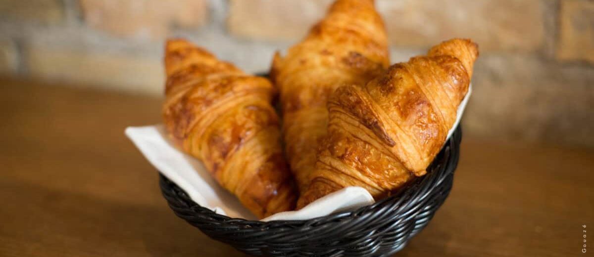 croissant cornetto what is the difference