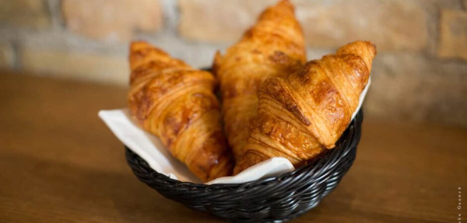 croissant cornetto what is the difference