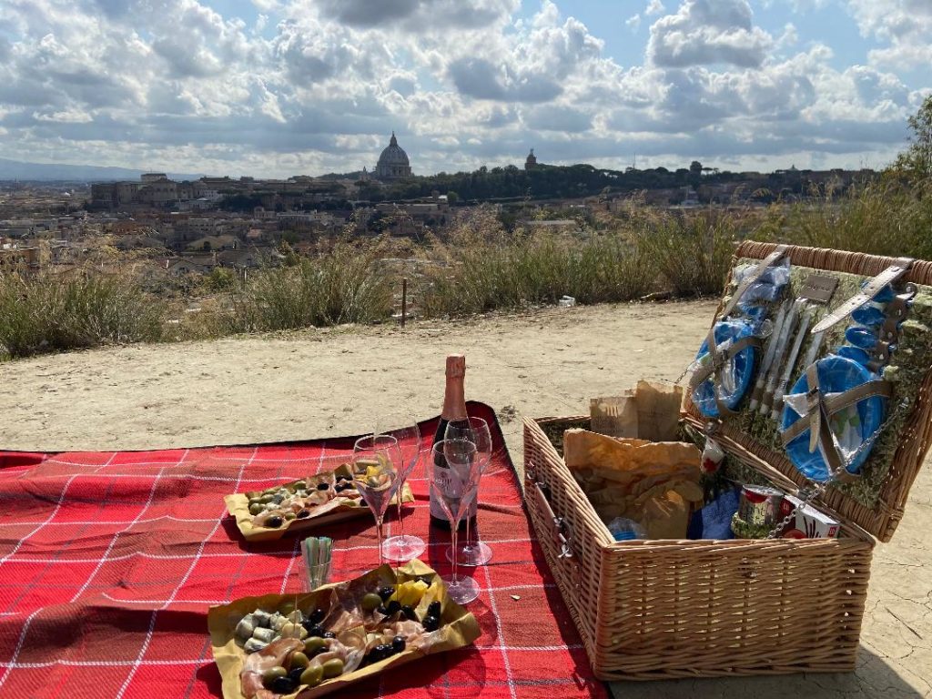 picnic in rome